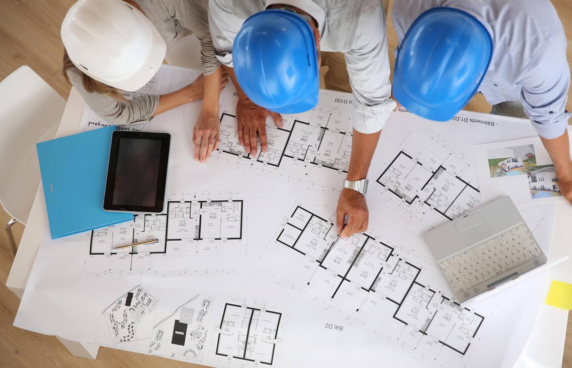 Hoe kan AI geïsoleerde data verbinden in bouw- en engineeringprojecten?