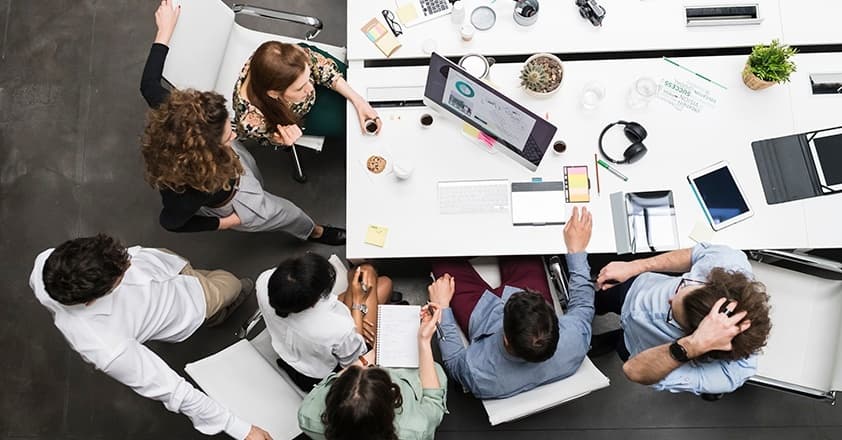 Waarom AI-projecten vaak vastlopen in complexe organisaties en hoe je dat voorkomt